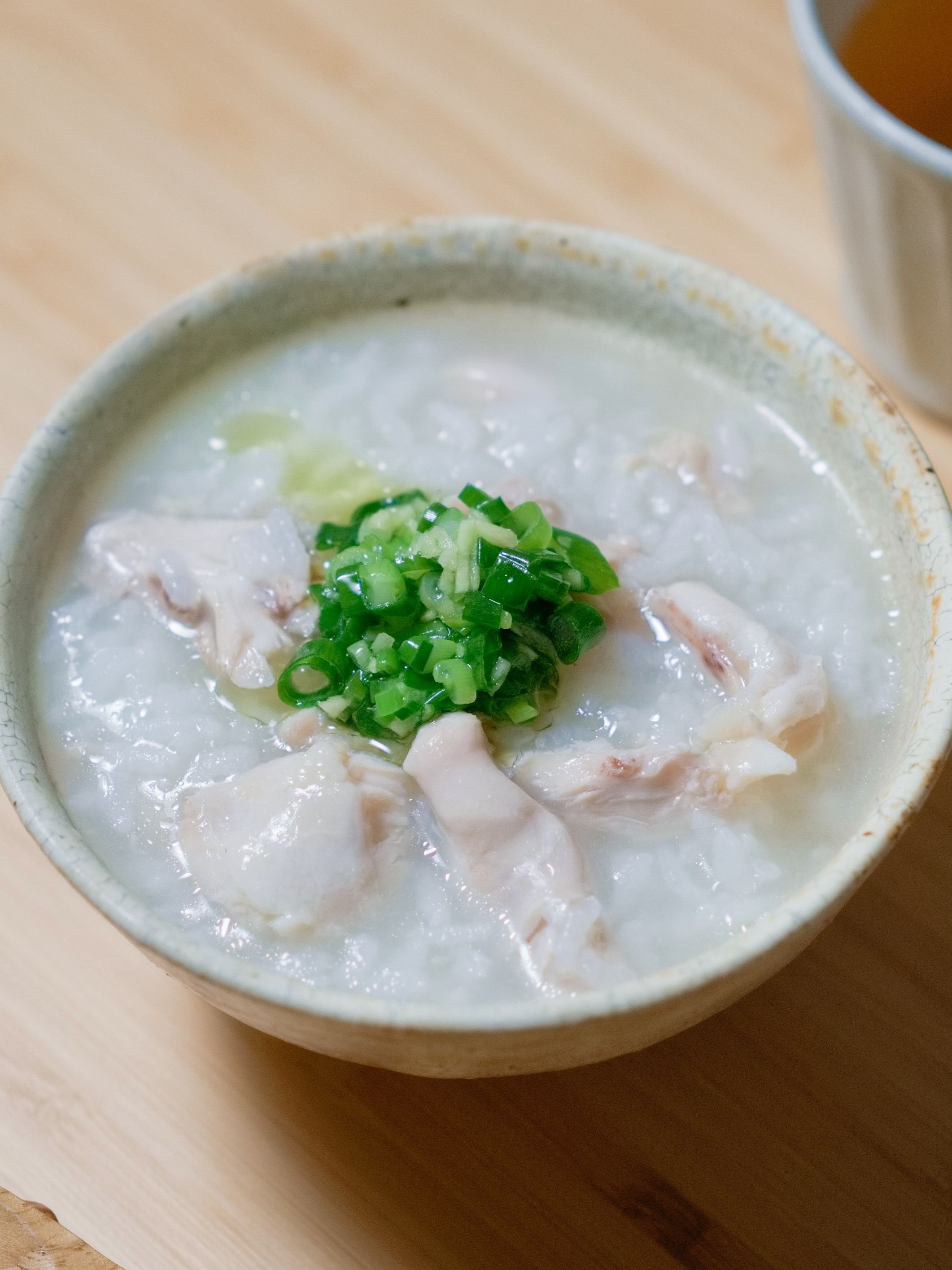 中華風鶏がゆ〜細ねぎ醬添え】 - ECナビ