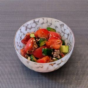 𝔂𝓾𝓶𝓲🍓の作ってみた!投稿(切って混ぜるだけ！【夏のさっぱりサラダ】)