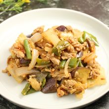茄子と豚ひき肉の甘辛中華炒め