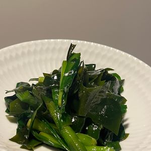 みーたんの作ってみた!投稿(糖質オフ！にらとわかめの炒めナムル)