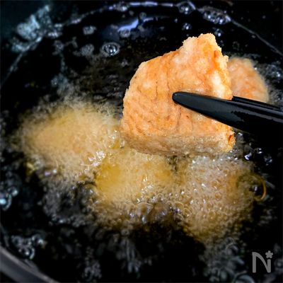 カリッとジューシー トラウトサーモン塩タツタ レモンバター By おねこ レシピサイト Nadia ナディア プロの料理家のおいしいレシピ