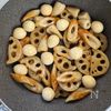 シャキうま♪【れんこんとちくわの甘辛照り煮】の工程4