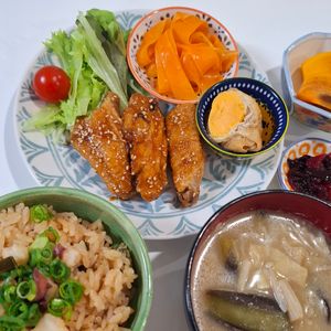 えびちゃんの作ってみた!投稿(【焼き茄子と油揚げのお味噌汁】ひと手間でグッと美味しく♡)