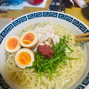 まーみの作ってみた!投稿(スープまで飲み干したい♪【梅とささみの冷やし塩ラーメン】)