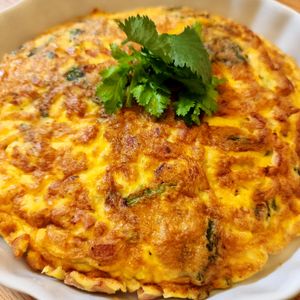 ぱんだの作ってみた!投稿(パクチー香るタイ風オムレツ)