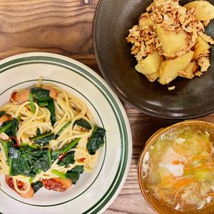 ぴいすけの作ってみた!投稿(お家で本格!『ウインナーとほうれん草のペペロンチーノ』)