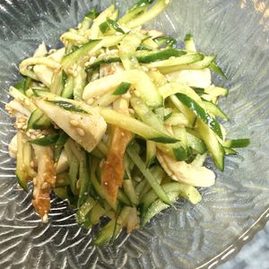 anninの作ってみた!投稿(＼パパっと一品／加熱なし3分【ちくわと胡瓜の胡麻醤油あえ】)