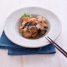 フライパンで簡単♪じゅわサク揚げ茄子の花かつお和え
