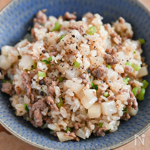 少ないごはんでも大満足！豚肉と大根のチャーハン