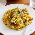 『香ばしチキンとごぼうの炊き込みカレーピラフ』炊飯器で本格！