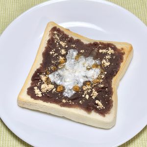 キャピタンの作ってみた!投稿(サクッととろけてじんわり美味しい♡たっぷりあんバター食パン)