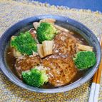 あんかけ風和風煮込みハンバーグ