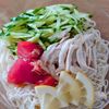 まゆのの作ってみた!投稿(さっぱり旨塩ラーメン風!レンチン鶏と夏野菜のそうめん)
