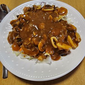 ナムディの作ってみた!投稿(簡単【シーフードカレー】旨味たっぷり！)