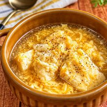 【豆腐とふわふわ卵の中華スープ】どんな料理にも合わせやすい♪