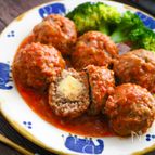 チーズインミートボール【トマト缶不要♪煮るだけ簡単】