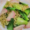ヴェルの作ってみた!投稿(時短・簡単！チンゲン菜とかまぼこの醤油焼きそば)