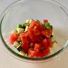 【10分で完成】夏野菜のコロコロバジル和えの工程2