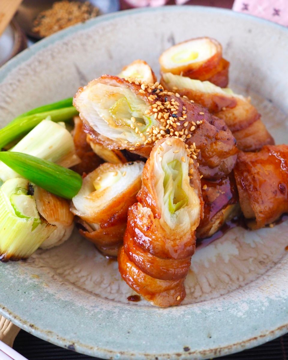 ねぎまき レンジで作る長ねぎと豚バラの旨いやつ！『豚バラねぎ巻き』 - YouTube