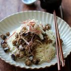 茄子入りごま肉味噌そうめん。