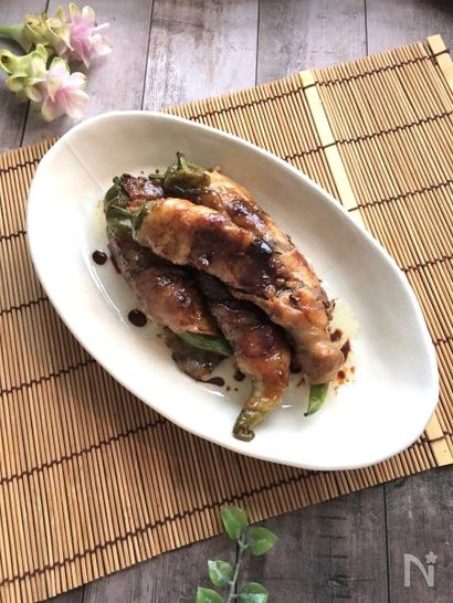 お弁当にも！甘辛てりてり万願寺唐辛子の肉巻き
