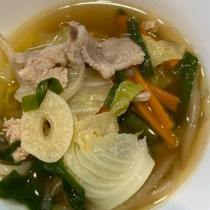 くだもの大好き🧡の作ってみた!投稿(野菜たっぷり！豚バラのモツ鍋風おかずスープ)