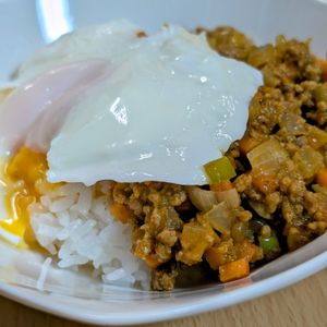 まゆのの作ってみた!投稿(家庭料理の定番！簡単ドライカレー【冷凍作り置き】)