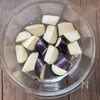 地味ウマ万能！【厚揚げとなすの甘辛炒め】の工程2