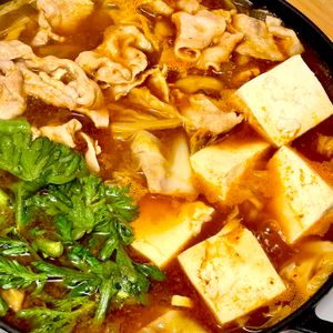 michuの作ってみた!投稿(玉ねぎがポイント！豚バラきゃべつと豆腐の味噌キムチスープ鍋)