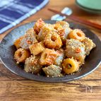 食卓にちょこっと♪【ちくわとこんにゃくの甘辛炒め煮】