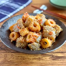 食卓にちょこっと♪【ちくわとこんにゃくの甘辛炒め煮】