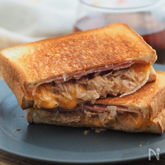 【失敗なし！】ツナとチーズのフライパンホットサンド