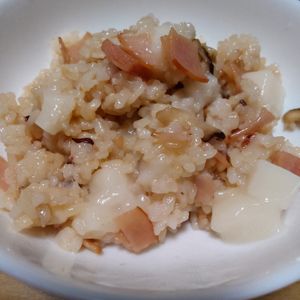 Yukkの作ってみた!投稿(簡単！レンジで4分！冷やご飯でモチモチ中華風おこわ)