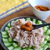 柔らかゆで豚のおろしおかかぽん酢だれ