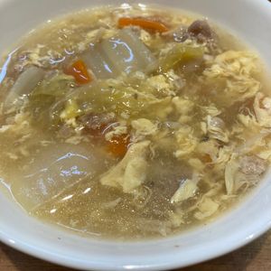 くだもの大好き🧡の作ってみた!投稿(豚バラと白菜とえのきの卵スープ)