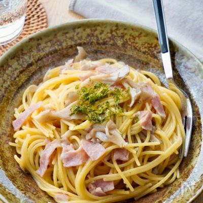きのこのベーコンの和風柚子胡椒パスタ【下味冷凍パスタ】
