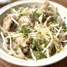 【豚バラもやし塩だれ炒め】ごはんがすすむコスパ抜群メニュー