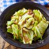 【抱えて食べたい!】ツナと塩昆布のやみつき無限キャベツ♪