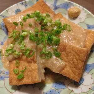たりおの作ってみた!投稿(調味料は麺つゆだけ♪厚揚げのとろろあんかけ)