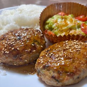 えみりんの作ってみた!投稿(彼ウケおかず!ごはんに合う『甘辛♡豚つくねマヨ』)