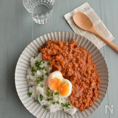 トマトジュースで作る♪根菜たっぷりキーマカレー