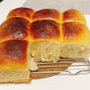 ゆか333の作ってみた!投稿(パン屋の製法で作るふわっふわ！『シュガーちぎりパン』)