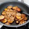 『れんこんとさつまいもと豚肉の甘辛ごま絡め』ご飯に合う♬の工程5