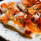 カリッもちっ食感が止まらない『もちチーズせんべい』
