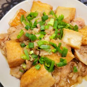 ヴェルの作ってみた!投稿(【豚こま厚揚げの甘辛すき煮】ワンパン10分!甘辛節約おかず♪)