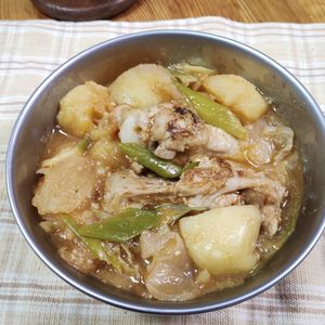 M＊Pの作ってみた!投稿(ピリ旨！【手羽元の韓国風肉じゃが】コチュジャンであとひく旨さ)