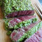 バジル香る牛たたき