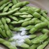 茹でない!【濃厚旨すぎ枝豆&ガーリック枝豆】の工程3