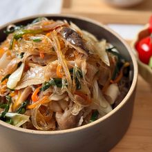 10分で完成！ワンパンで【チャプチェ丼】