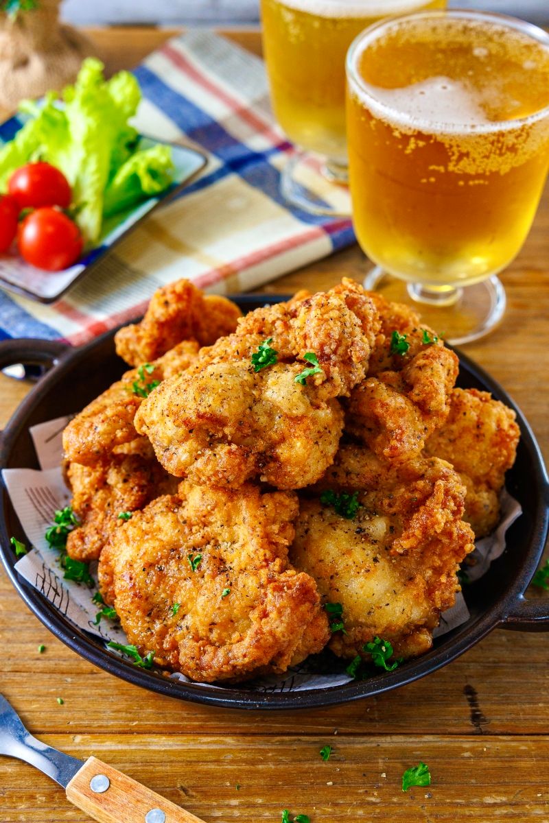 ザクザク衣☆本当は秘密♡】鶏むね肉の簡単フライドチキン | レシピ
